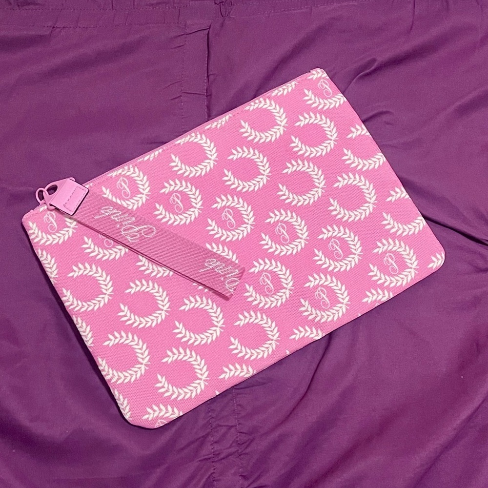 PINK Victoria's Secret Cosmetic Bag NWOT